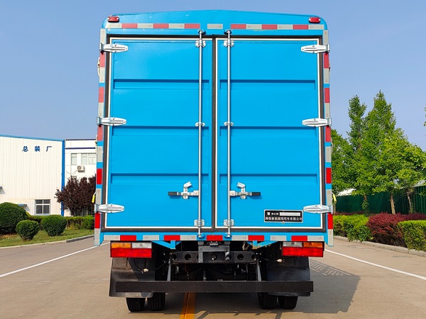 燕臺(tái)牌YTQ5042CCYDEEV343純電動(dòng)倉(cāng)柵式運(yùn)輸車(chē)公告圖片