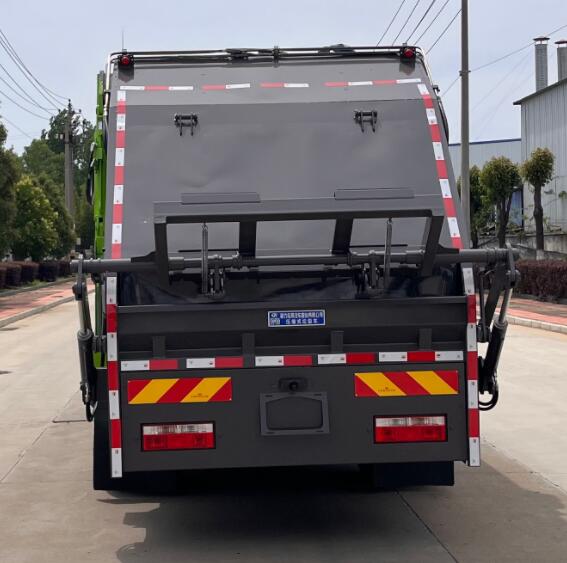 程力威牌CLW5140ZYS6WL壓縮式垃圾車公告圖片