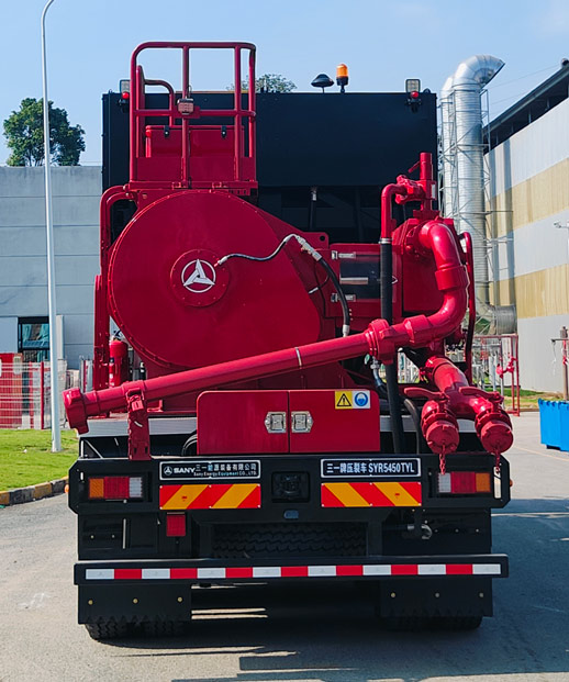 三一牌SYR5450TYL壓裂車公告圖片