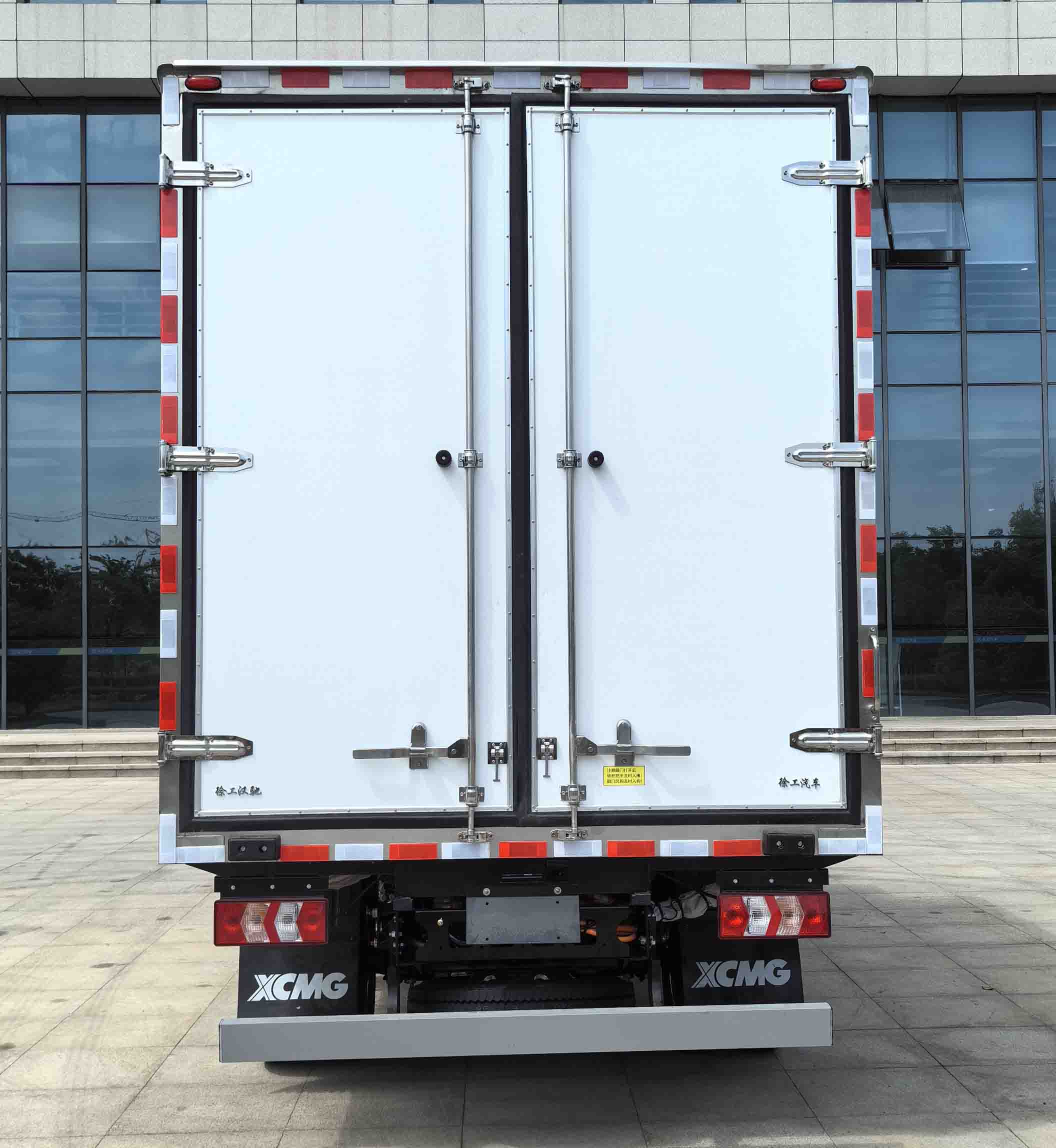 徐工牌XGA5047XLCBEVEA純電動(dòng)冷藏車公告圖片