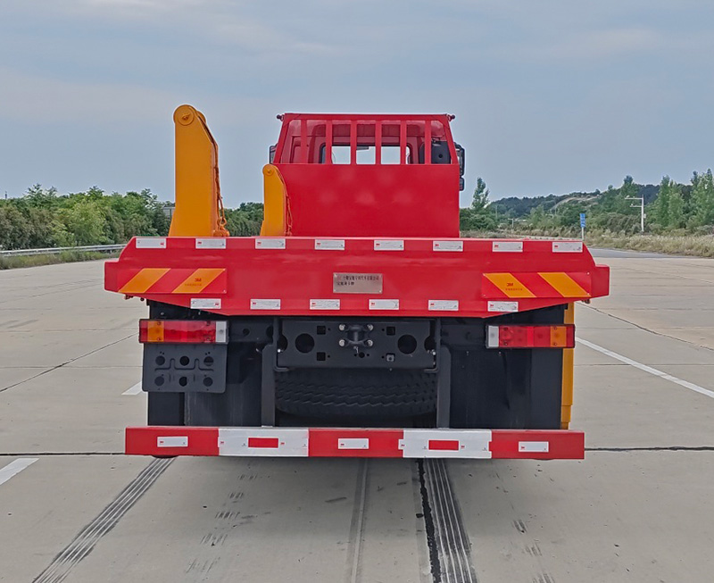 寶旭龍卡牌EBX5311TYC運(yùn)材車公告圖片