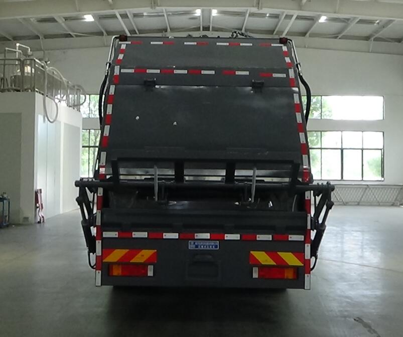 程力威牌CLW5258ZYS6WL壓縮式垃圾車公告圖片