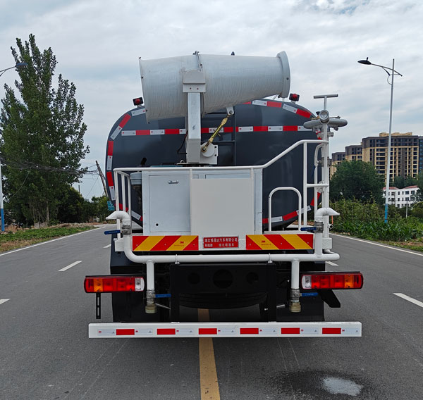 布隆牌LLL5162GPSB6綠化噴灑車公告圖片