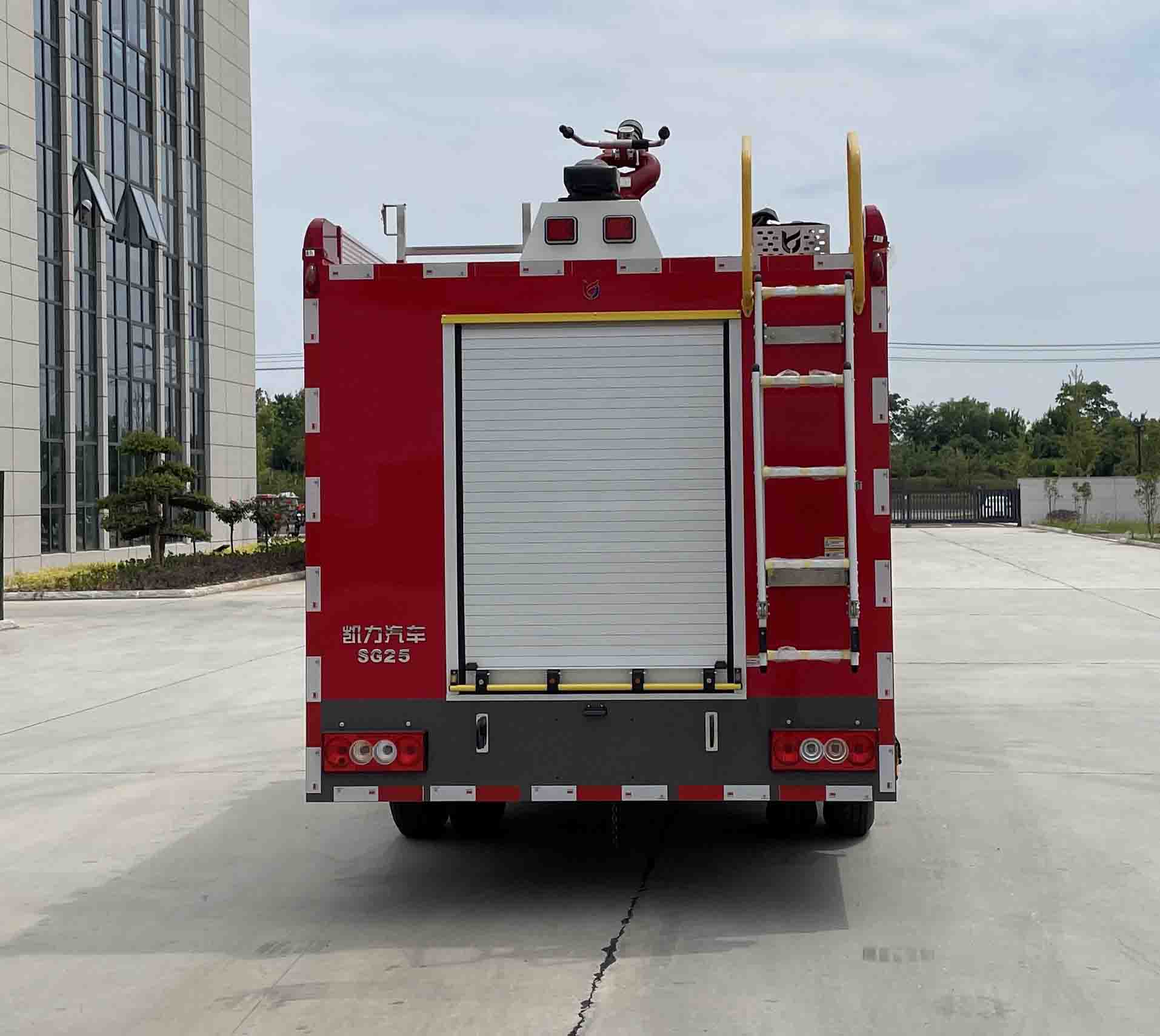凱力風(fēng)牌KLF5070GXFSG25/B6A水罐消防車公告圖片