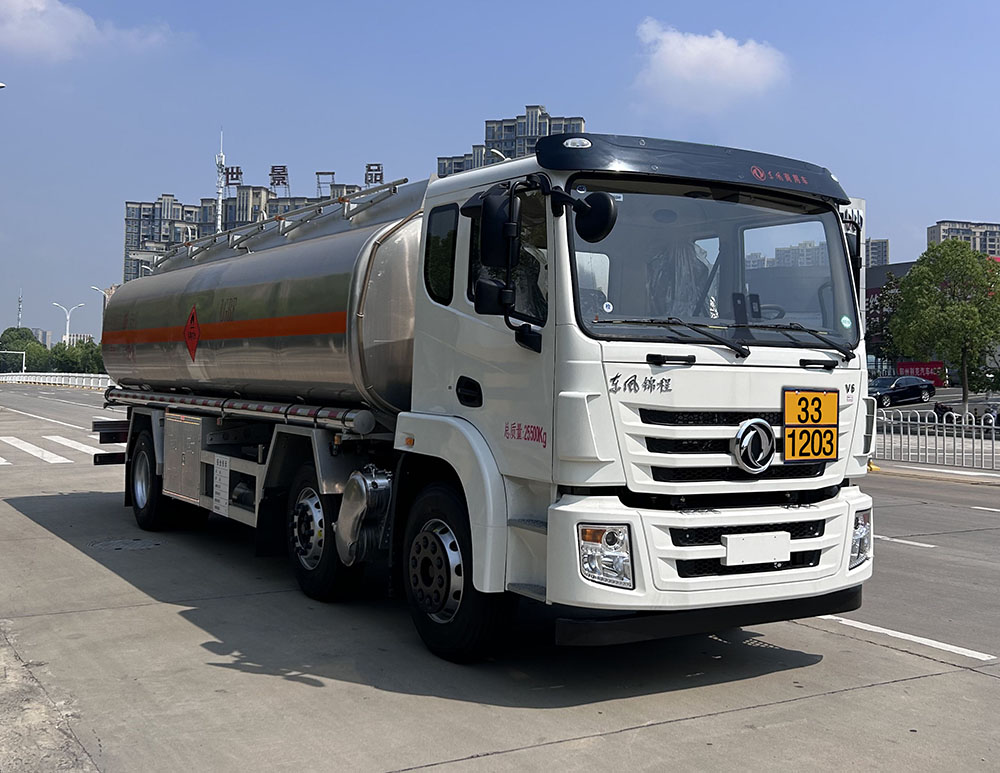 楚飛牌CLQ5261GYY6EA鋁合金運油車公告圖片