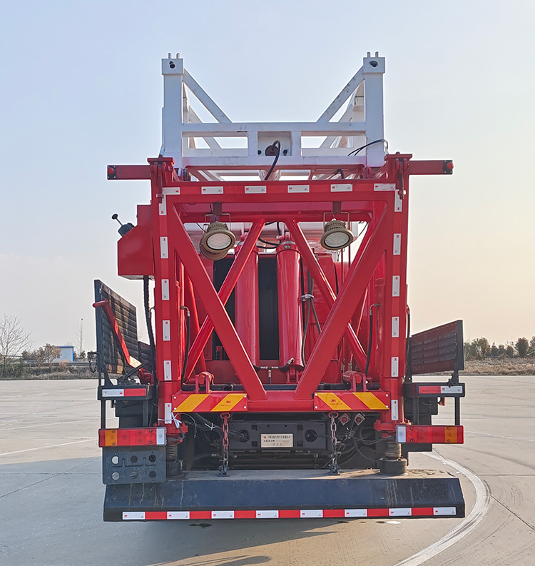 寶旭龍卡牌EBX5336TXJ修井機(jī)公告圖片