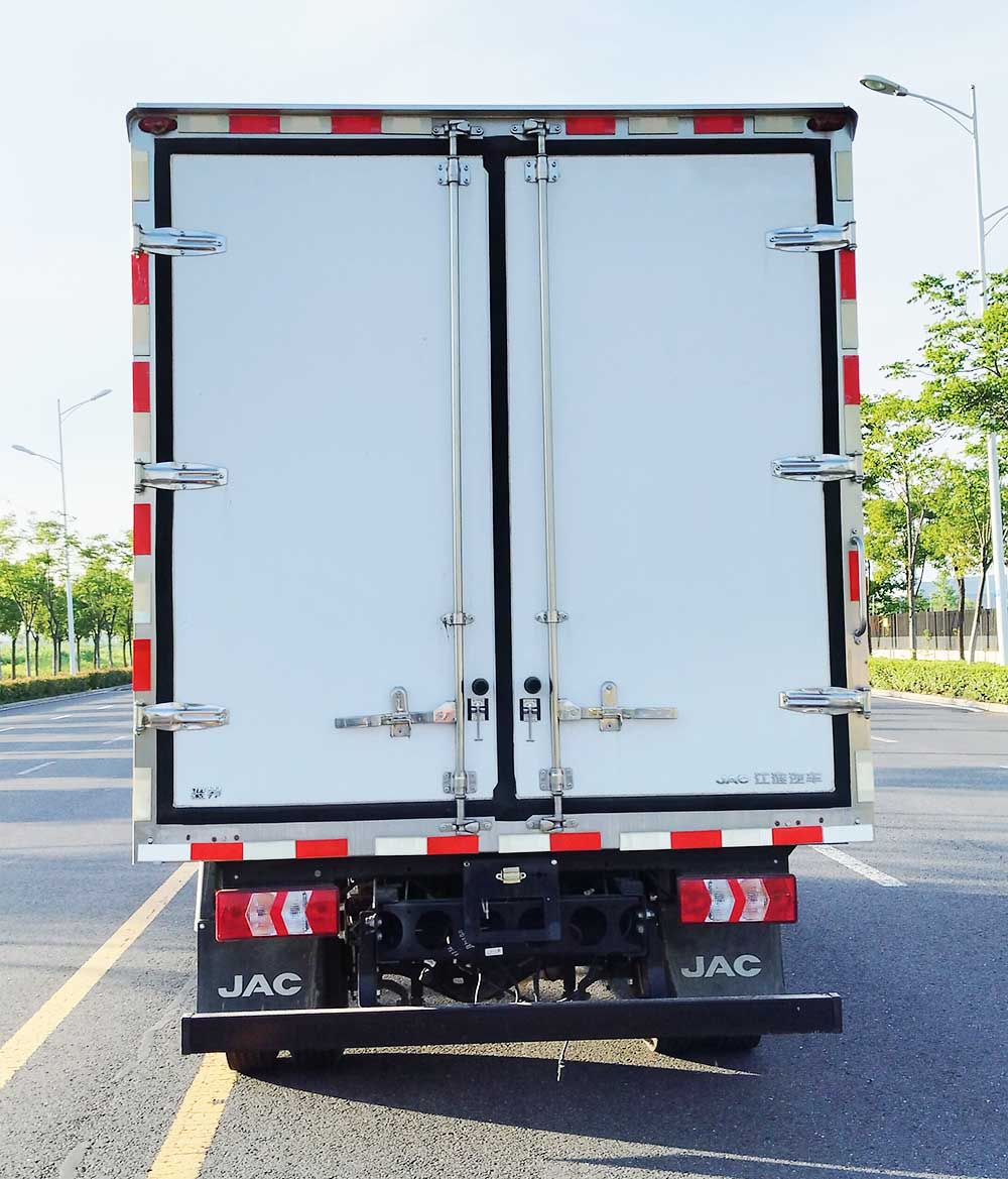 江淮牌HFC5042XLCEV10純電動冷藏車公告圖片