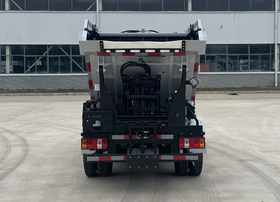 悅達(dá)牌YD5046ZZZBJE6自裝卸式垃圾車(chē)公告圖片