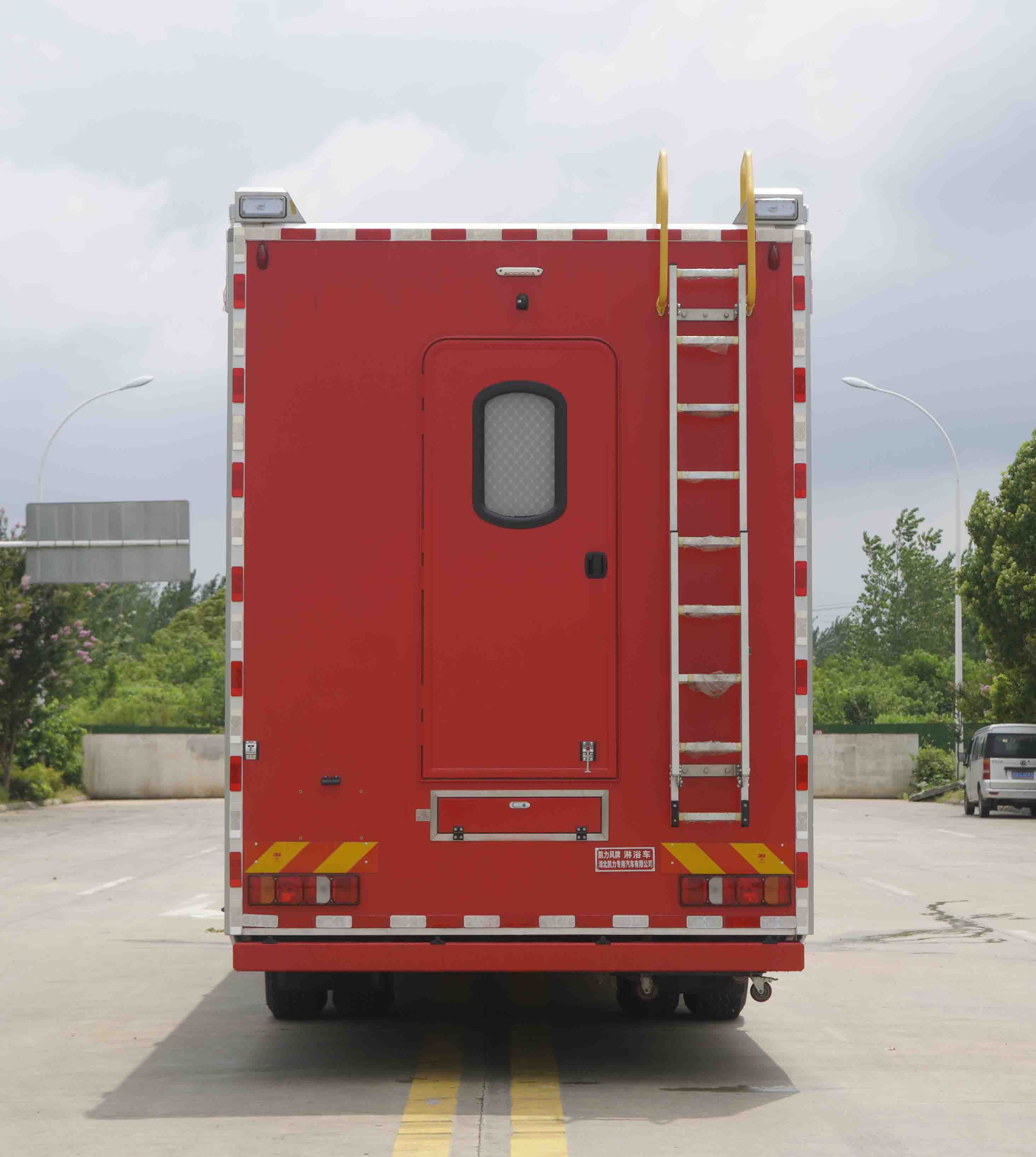 凱力風(fēng)牌KLF5180XLYZ6淋浴車公告圖片