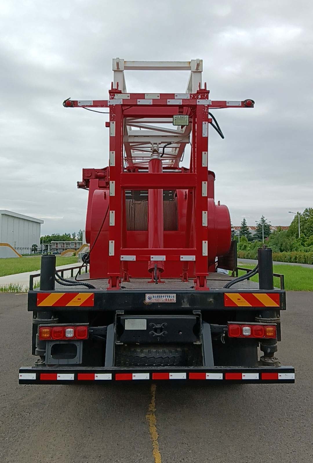 鄖凱牌EYK5200TCY采油車公告圖片