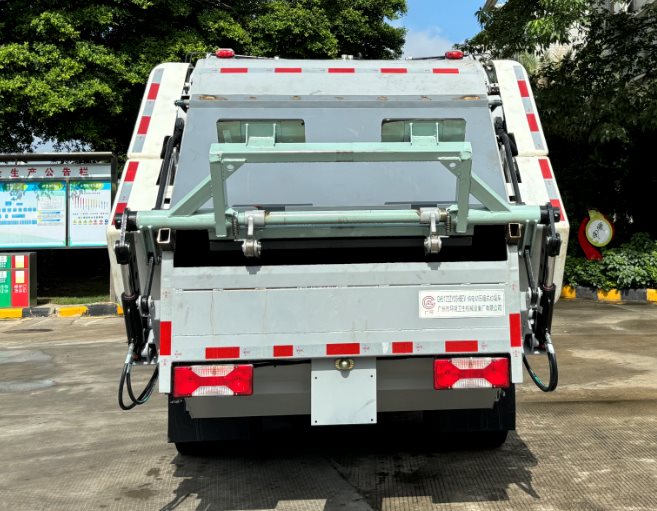 廣環(huán)牌GH5122ZYSSHBEV純電動壓縮式垃圾車公告圖片
