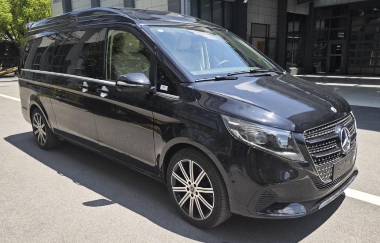 塞里雅蘭牌WHH5033XSWC商務(wù)車