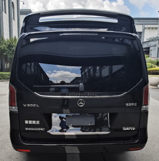 塞里雅蘭牌WHH5033XSWC商務(wù)車公告圖片