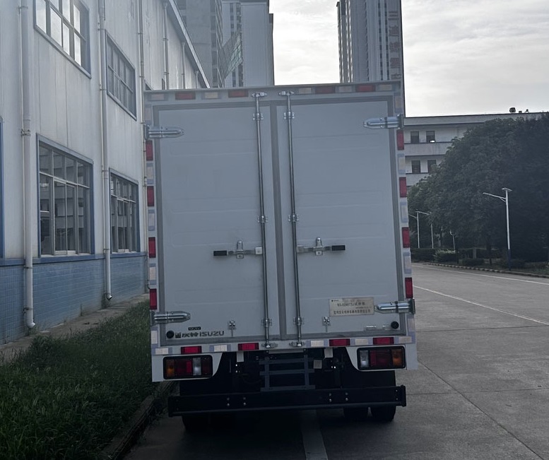 寶石機(jī)械牌BSJ5040TSJ試井車公告圖片