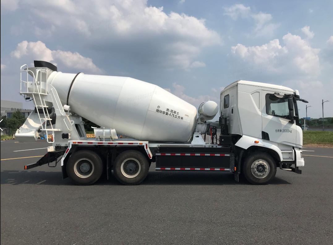 比亞迪牌BYD5250GJBBEV3純電動混凝土攪拌運(yùn)輸車公告圖片
