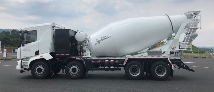 比亞迪牌BYD5310GJBBEV4純電動混凝土攪拌運輸車公告圖片