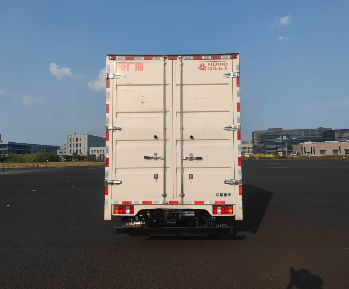 豪沃牌ZZ5047XXYH3414Z145FCEV29燃料電池廂式運輸車公告圖片