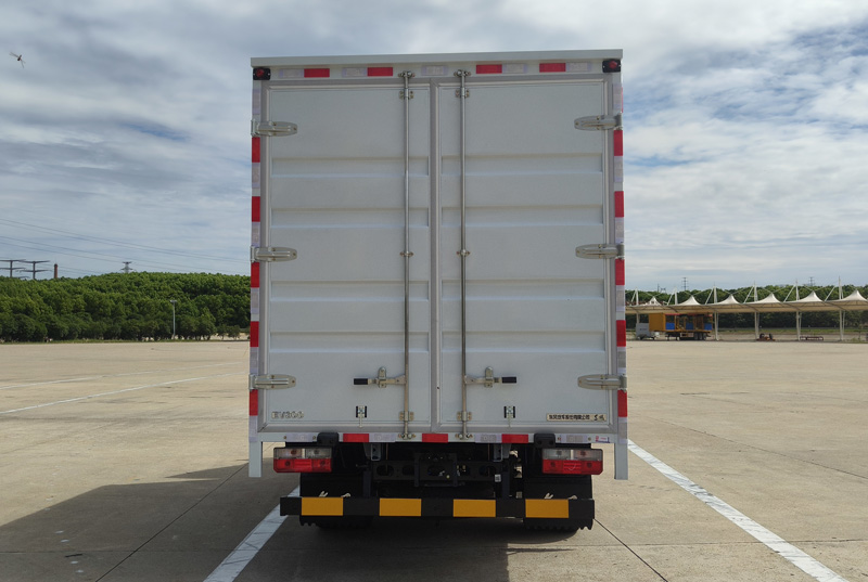 東風(fēng)牌DFA5040XXYDBEV3純電動(dòng)廂式運(yùn)輸車公告圖片