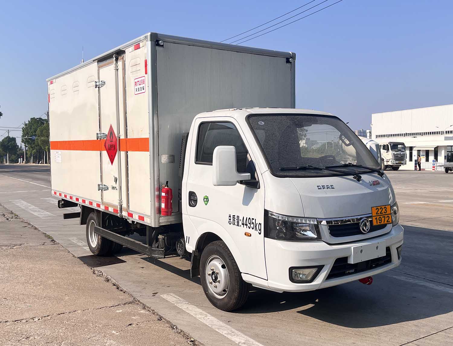 日途牌HTY5045XRQEQ6易燃氣體廂式運輸車公告圖片