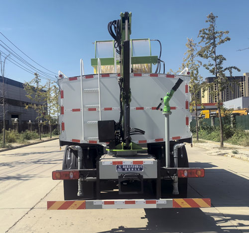 隧道清洗車圖片