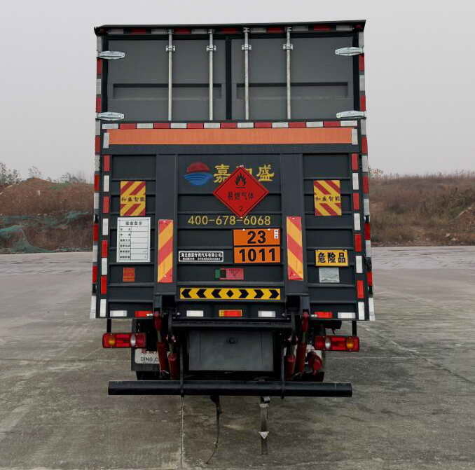鼎宸騰興牌DCZ5260XRQDFH6易燃?xì)怏w廂式運(yùn)輸車公告圖片