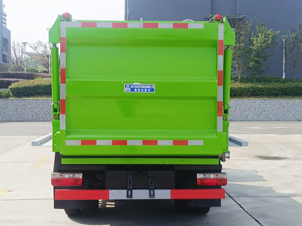 程力威牌CLW5040TCABHE餐廚垃圾車公告圖片