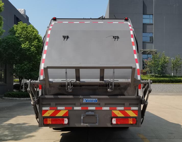 程力威牌CLW5189ZYS16WL壓縮式垃圾車公告圖片