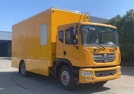 程力威牌CLW5120XZMADY照明車