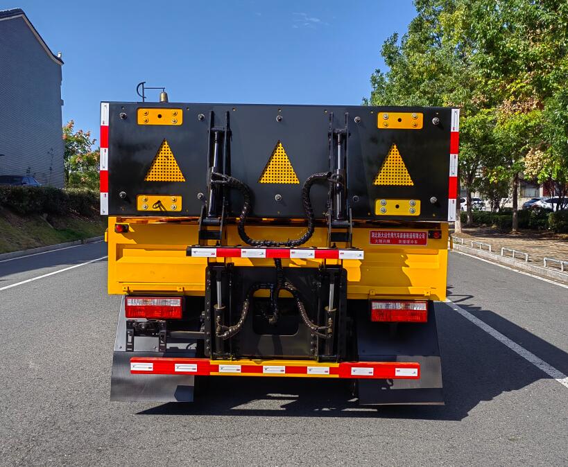 大隨興牌XDY5046TFZE6防撞緩沖車公告圖片