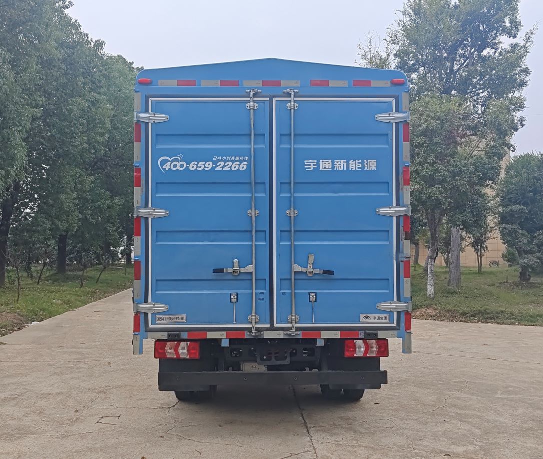 宇通牌ZKH5046CCYBEV7純電動(dòng)倉(cāng)柵式運(yùn)輸車公告圖片