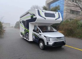 插电式增程混合动力旅居车