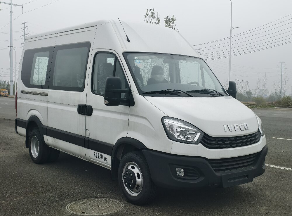 EYK5045XBYNJ型殯儀車圖片