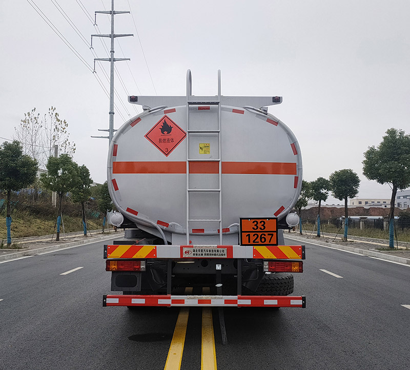 榮駿達(dá)牌HHX5320GRYSX6易燃液體罐式運(yùn)輸車(chē)公告圖片
