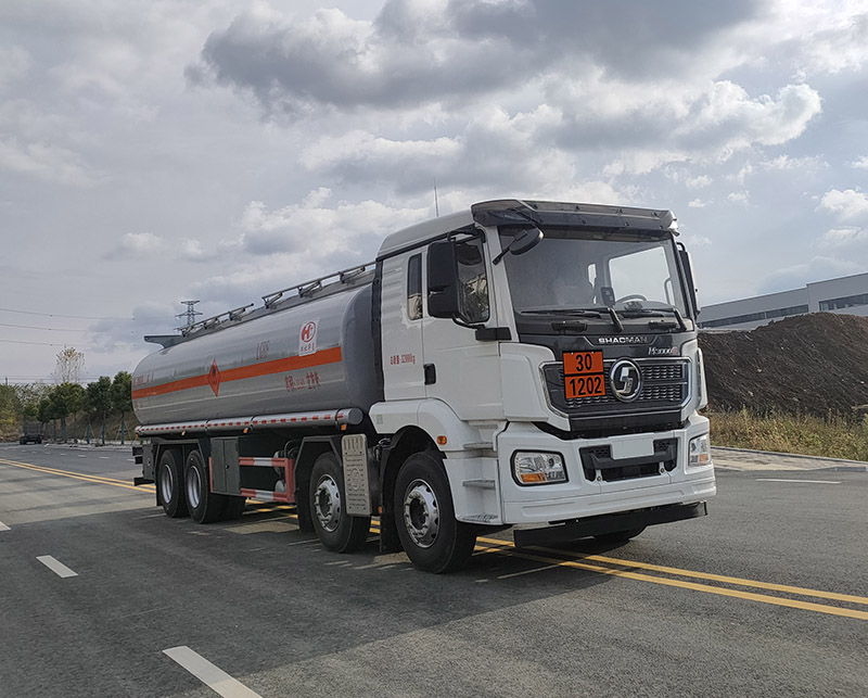 榮駿達(dá)牌HHX5321GYY6運(yùn)油車