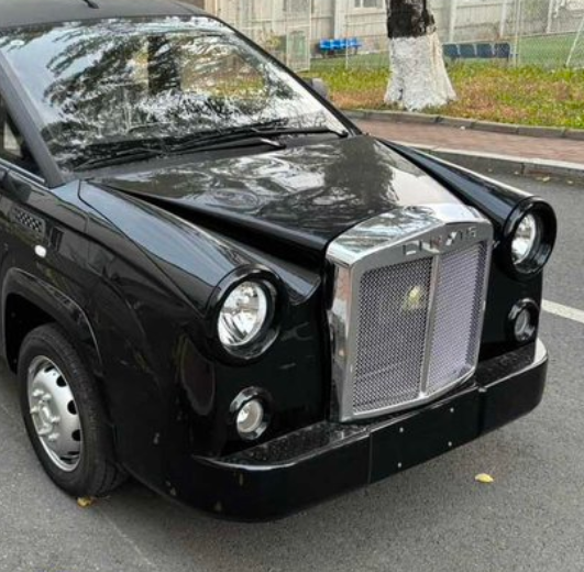 祺創(chuàng)力牌WQL5030XBYSHEV1插電式增程混合動(dòng)力殯儀車(chē)公告圖片