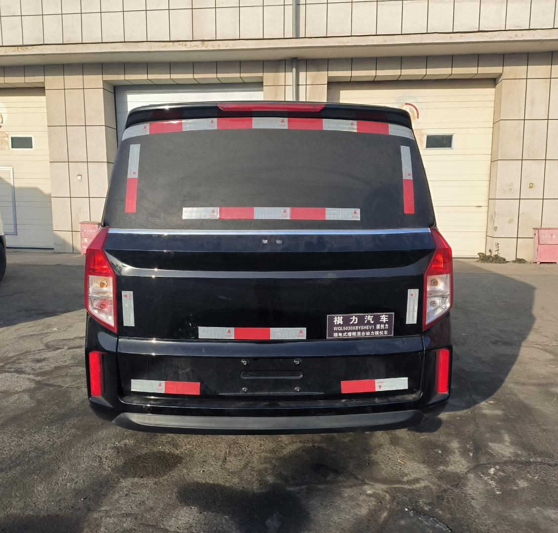 祺創(chuàng)力牌WQL5030XBYSHEV1插電式增程混合動(dòng)力殯儀車(chē)公告圖片