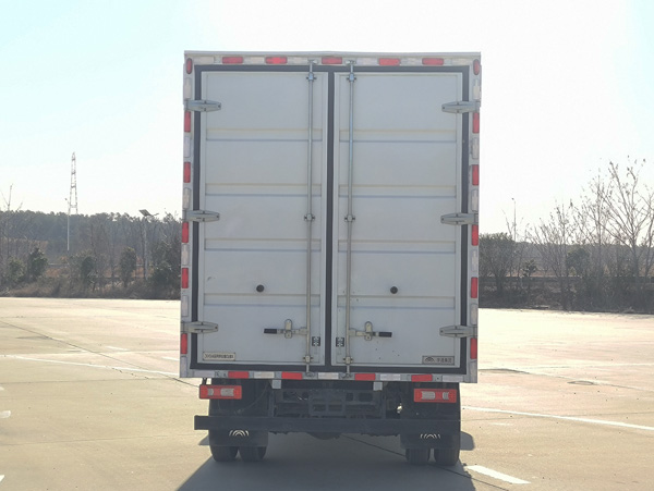 宇通牌ZKH5045XXYBEV255A純電動(dòng)廂式運(yùn)輸車公告圖片