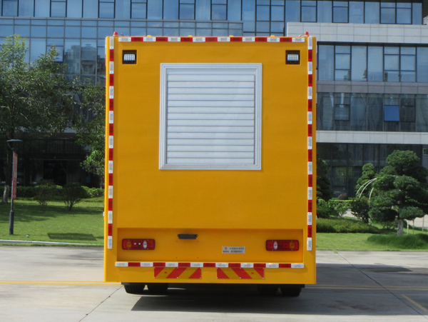 福龍馬牌FLM5140TPSDF6大流量排水搶險車公告圖片