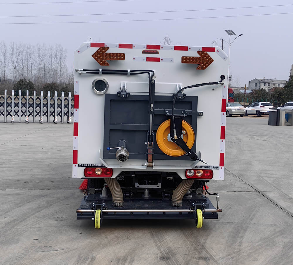 長(zhǎng)灃牌CFC5037TXSBEV純電動(dòng)洗掃車公告圖片