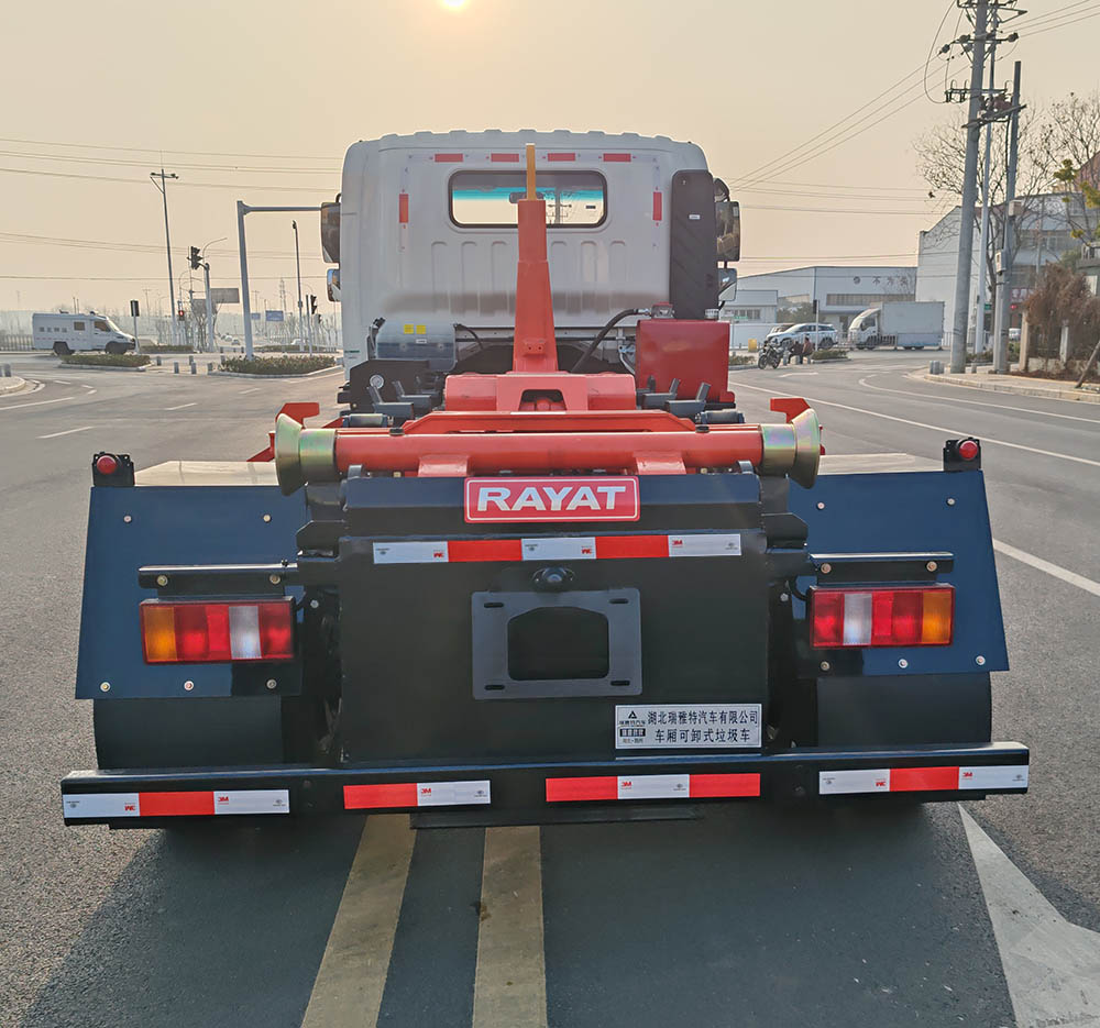 瑞雅晟牌RRR5127ZXXZ車廂可卸式垃圾車公告圖片