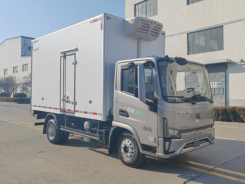 藍擎牌YTQ5042XLCMFEV342-LQ純電動冷藏車公告圖片