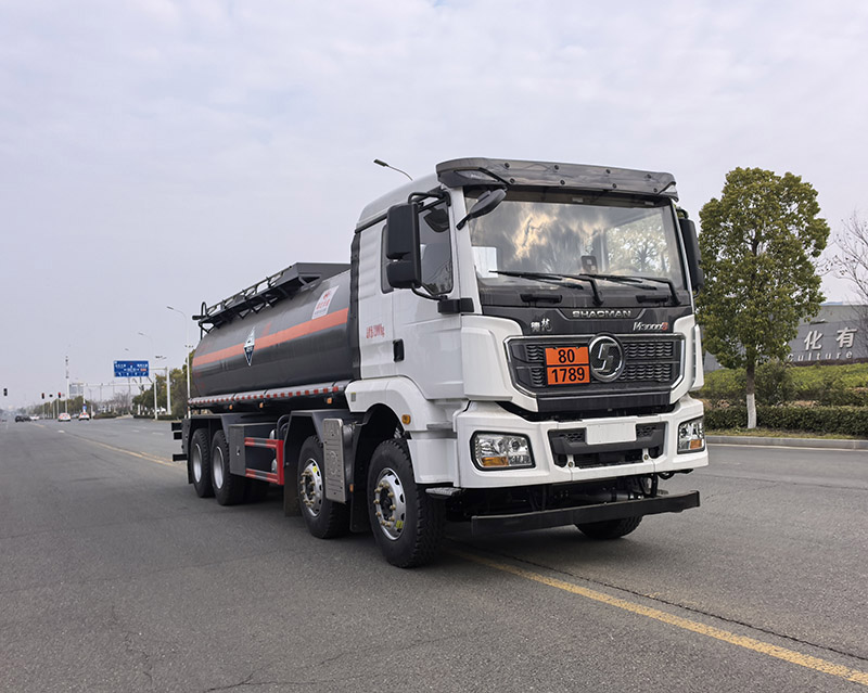 榮駿達(dá)牌HHX5320GFWSX6腐蝕性物品罐式運(yùn)輸車(chē)