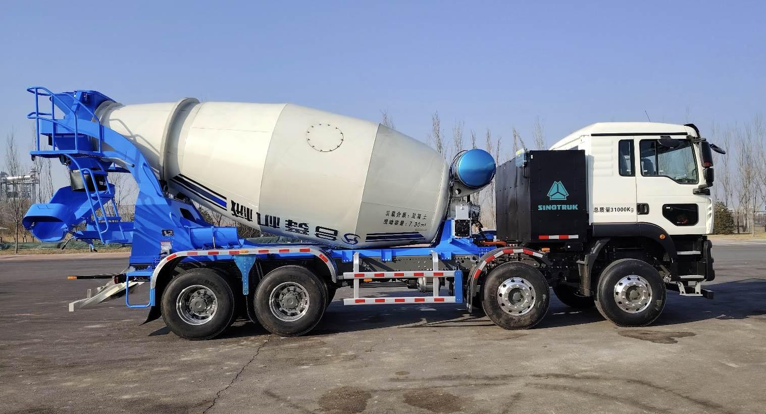 合舜牌HHS5310GJBBEV05純電動(dòng)混凝土攪拌運(yùn)輸車公告圖片