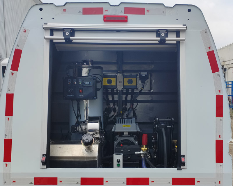 犀重牌AXZ5030TYHCKSBEV純電動(dòng)路面養(yǎng)護(hù)車(chē)公告圖片