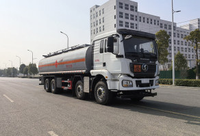 易燃液体罐式运输车