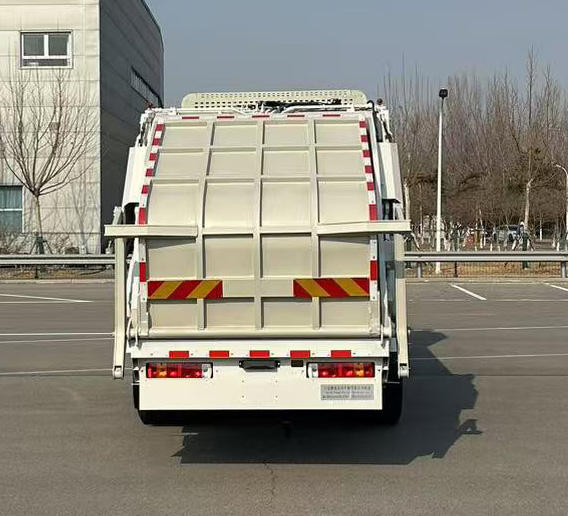 驍呈牌DPD5181ZYSJFFCEV燃料電池壓縮式垃圾車公告圖片