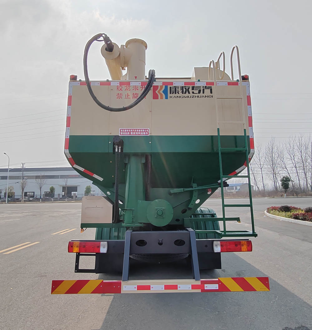 康牧晨遠牌KMH5310ZSLLZ6散裝飼料運輸車公告圖片