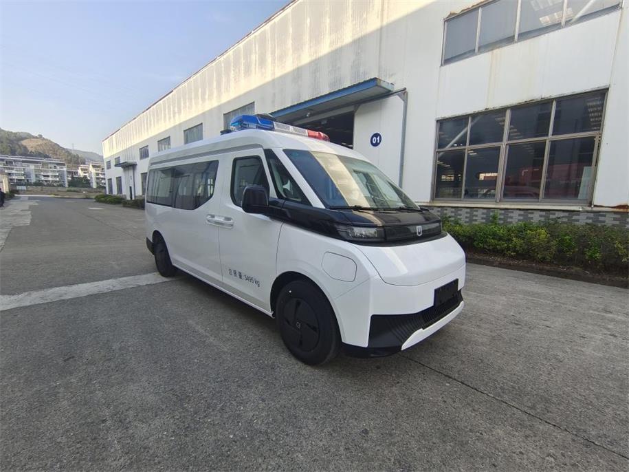 大公牌TLH5030XQCBEV純電動(dòng)囚車