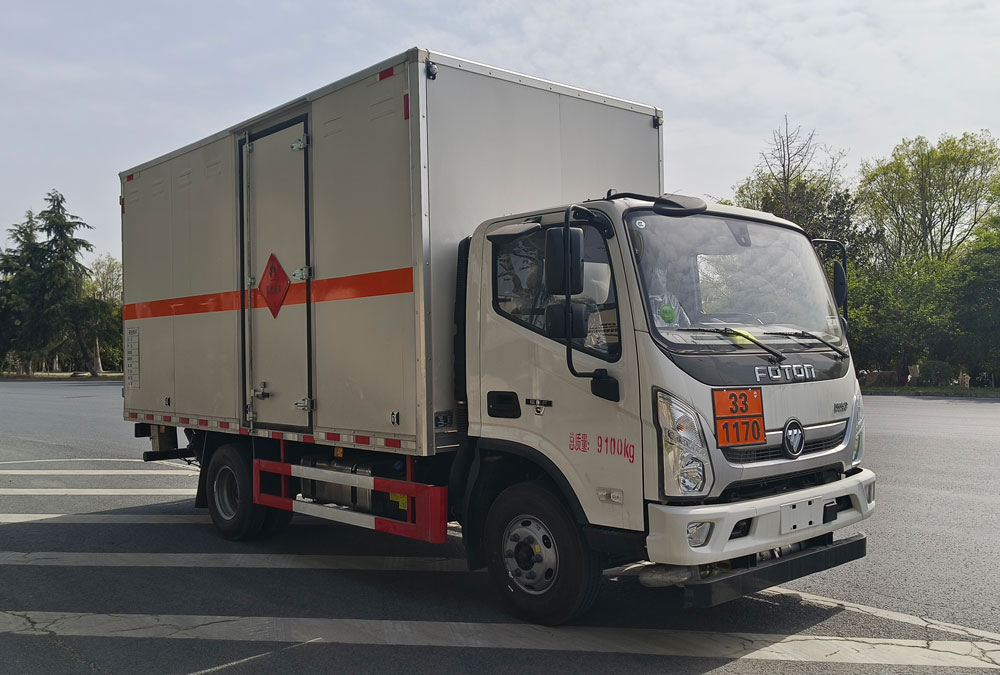 元爽牌SFZ5090XRYB6易燃液體廂式運(yùn)輸車公告圖片