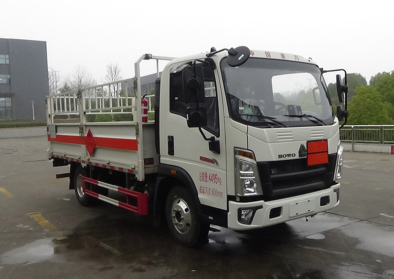 CL5046TQP6BXW型氣瓶運(yùn)輸車圖片